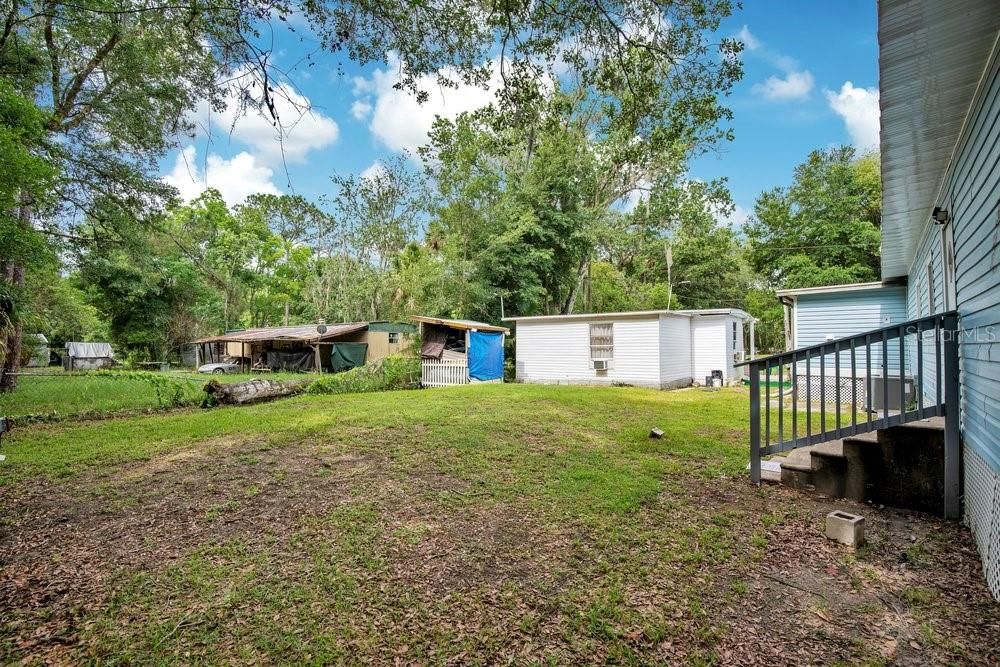 For Sale: $249,000 (5 beds, 3 baths, 1652 Square Feet)