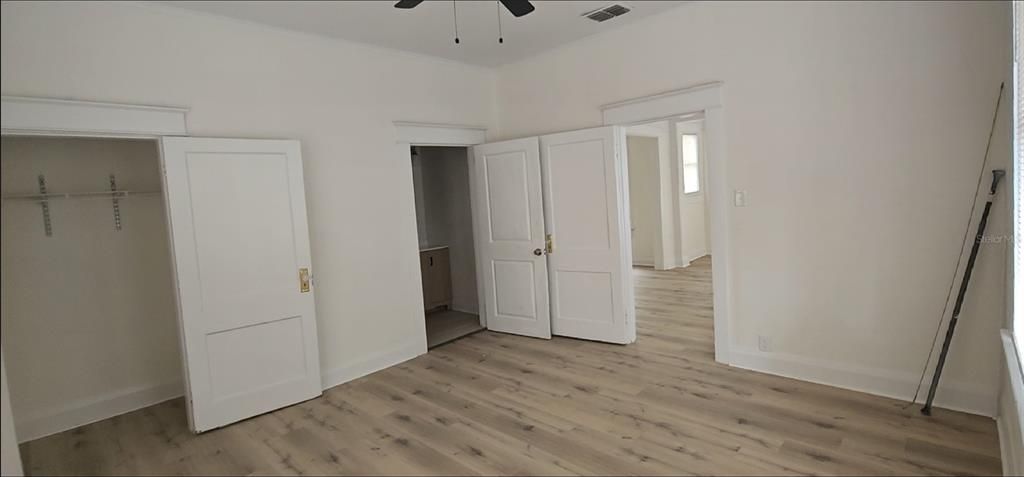 For Rent: $2,500 (3 beds, 2 baths, 1420 Square Feet)