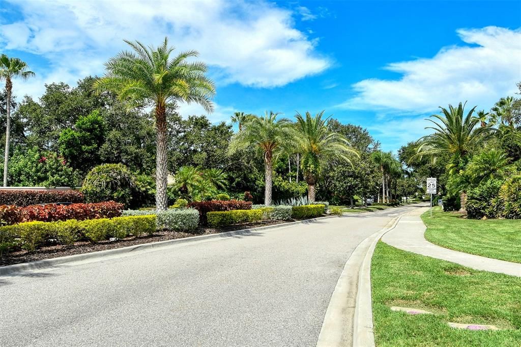 For Sale: $959,900 (4 beds, 3 baths, 3054 Square Feet)
