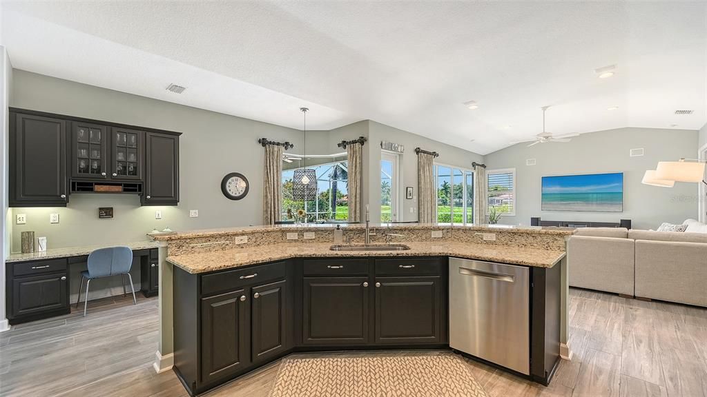 For Sale: $959,900 (4 beds, 3 baths, 3054 Square Feet)