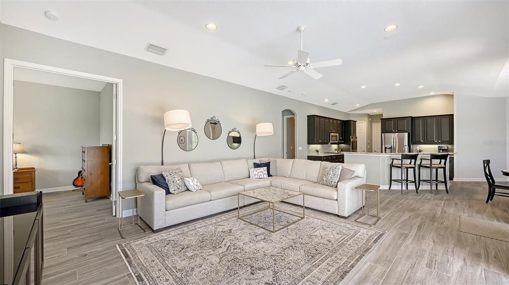 For Sale: $959,900 (4 beds, 3 baths, 3054 Square Feet)