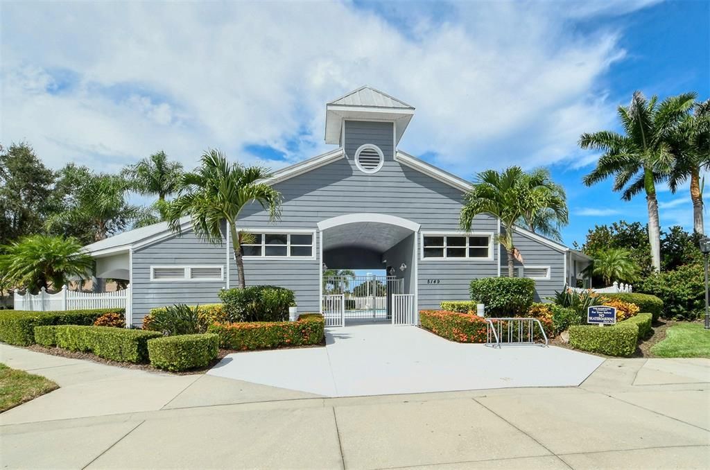 For Sale: $959,900 (4 beds, 3 baths, 3054 Square Feet)