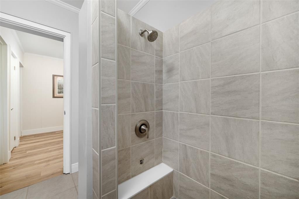 For Sale: $625,000 (2 beds, 1 baths, 1300 Square Feet)