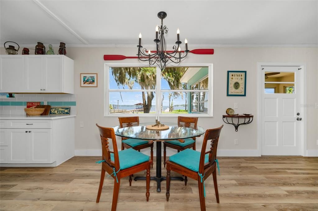 For Sale: $625,000 (2 beds, 1 baths, 1300 Square Feet)