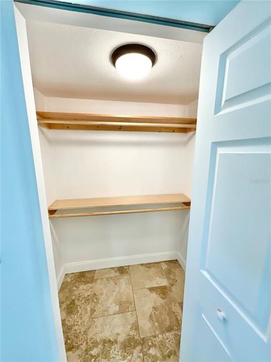For Rent: $1,895 (3 beds, 2 baths, 1275 Square Feet)