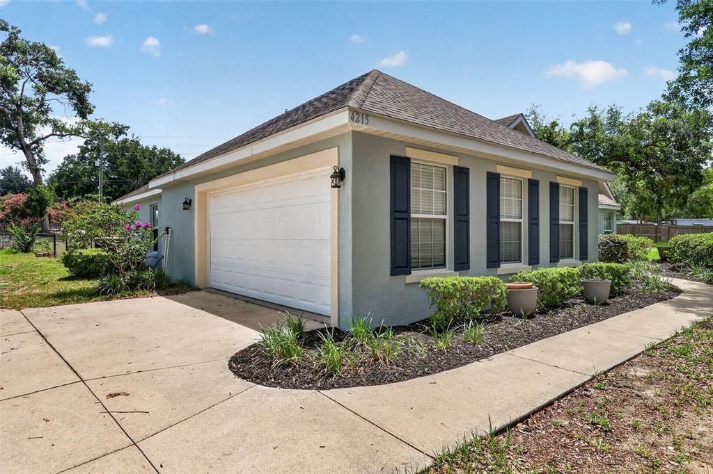For Sale: $465,000 (4 beds, 2 baths, 1939 Square Feet)