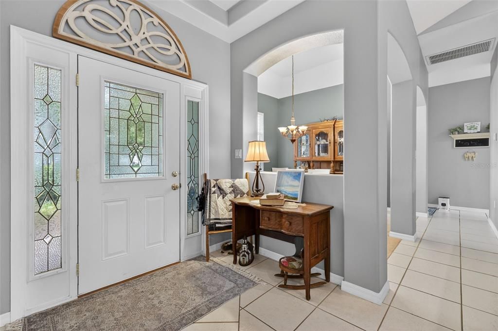 For Sale: $465,000 (4 beds, 2 baths, 1939 Square Feet)
