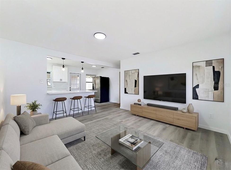 For Sale: $229,000 (3 beds, 1 baths, 888 Square Feet)