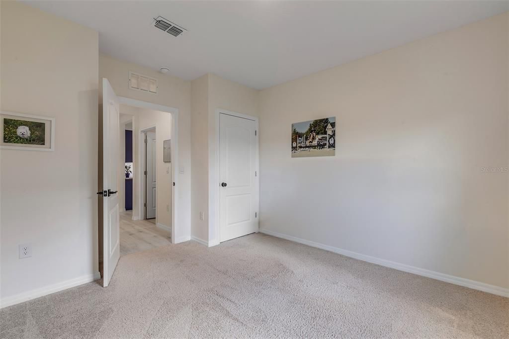 For Sale: $410,000 (4 beds, 2 baths, 1855 Square Feet)