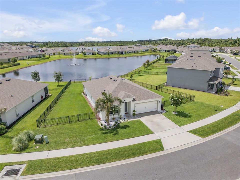 For Sale: $410,000 (4 beds, 2 baths, 1855 Square Feet)