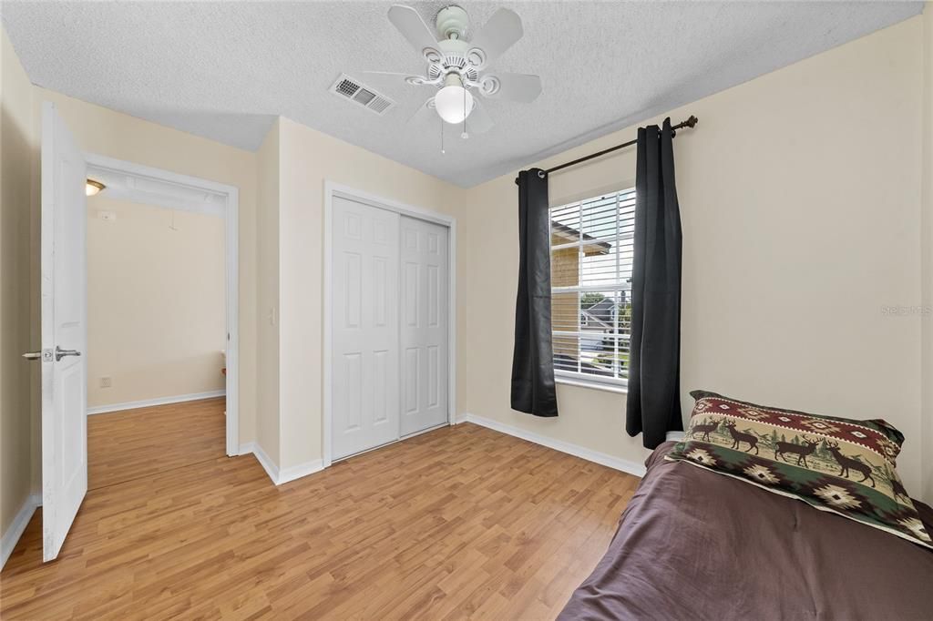 For Sale: $389,000 (3 beds, 2 baths, 1414 Square Feet)