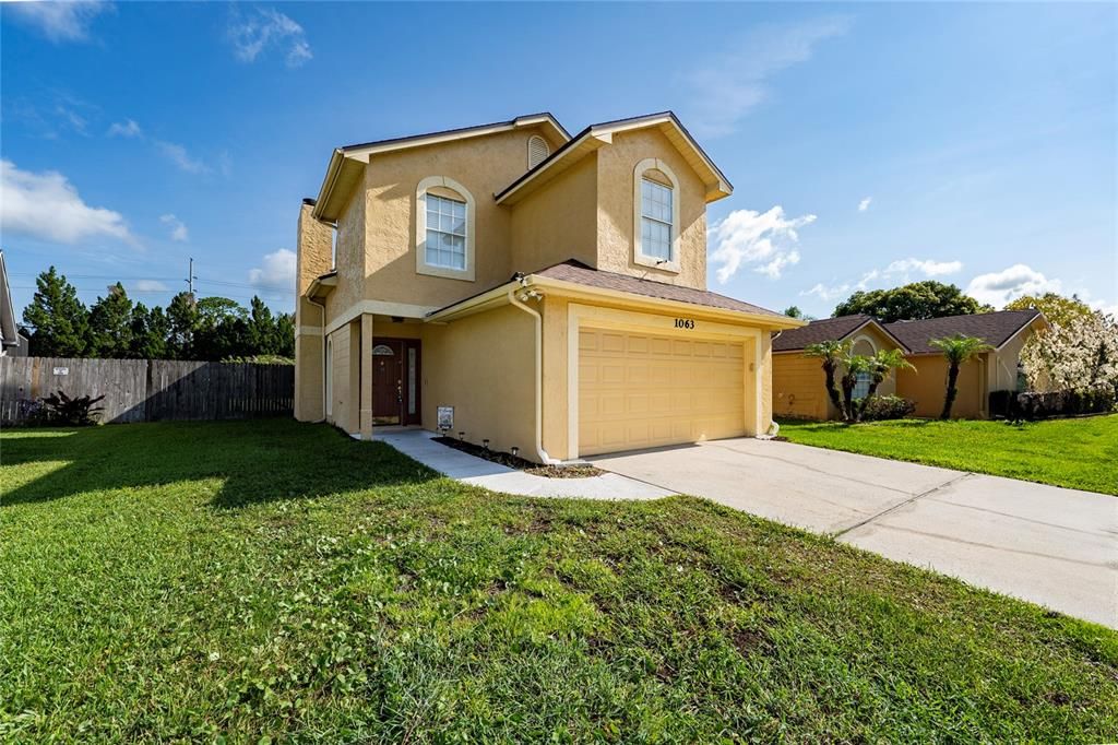 For Sale: $389,000 (3 beds, 2 baths, 1414 Square Feet)