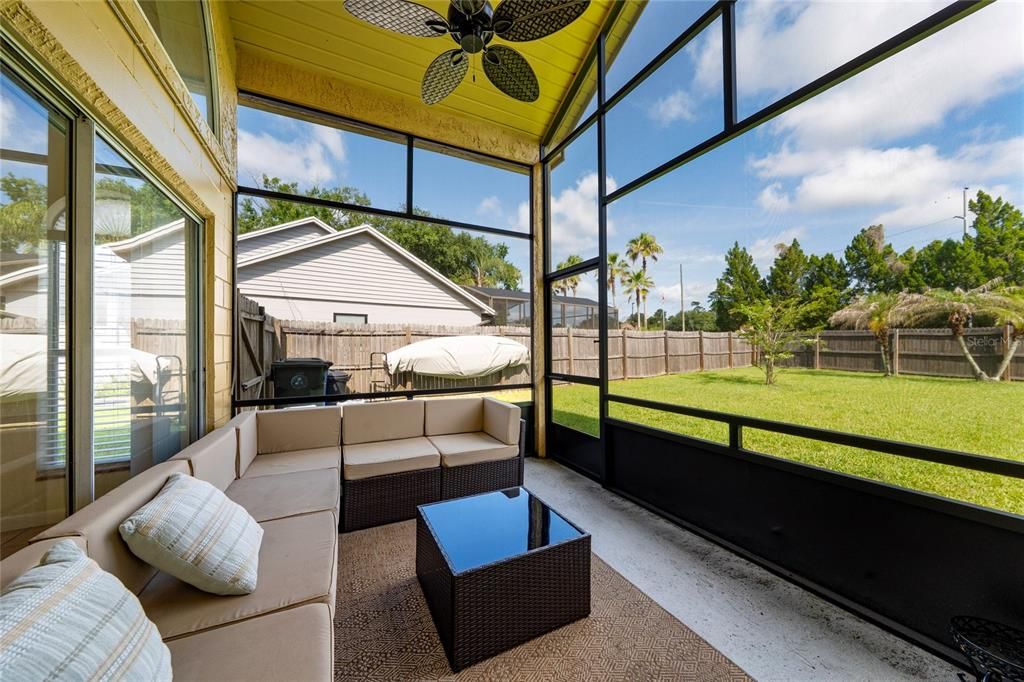 For Sale: $389,000 (3 beds, 2 baths, 1414 Square Feet)