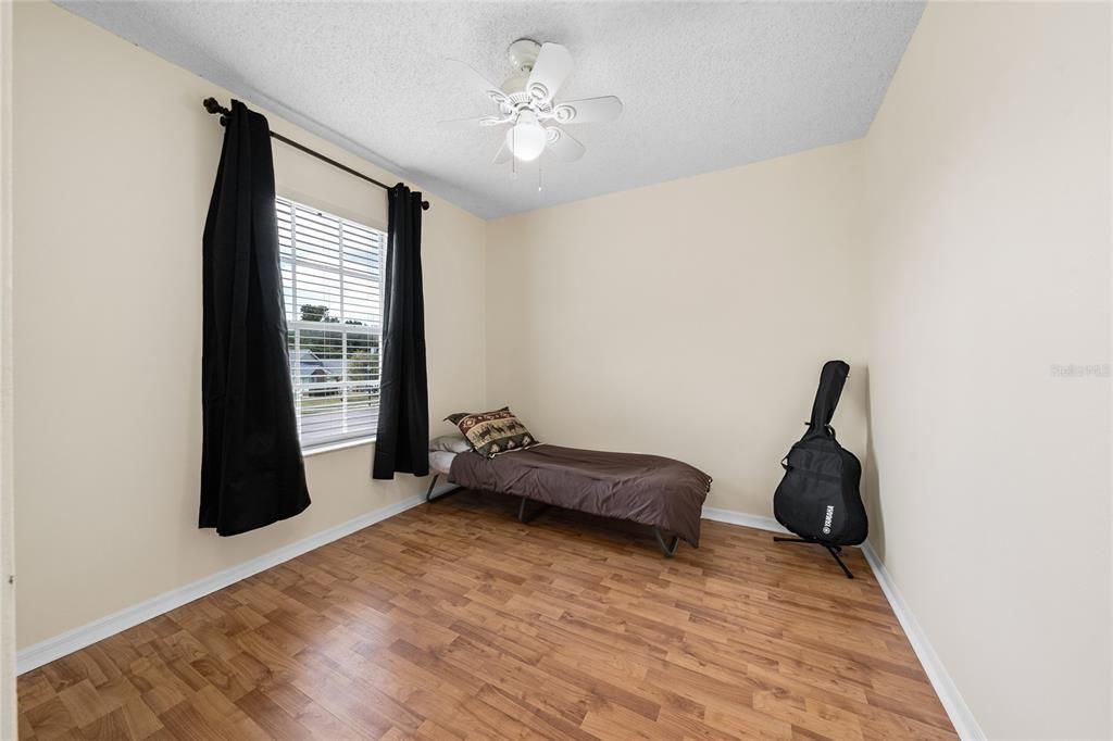 For Sale: $389,000 (3 beds, 2 baths, 1414 Square Feet)