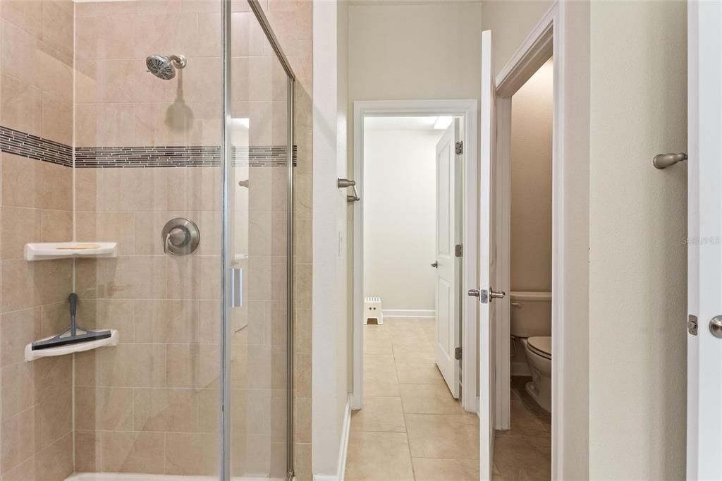 For Sale: $440,000 (4 beds, 3 baths, 2076 Square Feet)