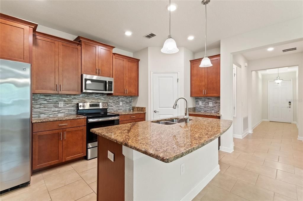 For Sale: $440,000 (4 beds, 3 baths, 2076 Square Feet)