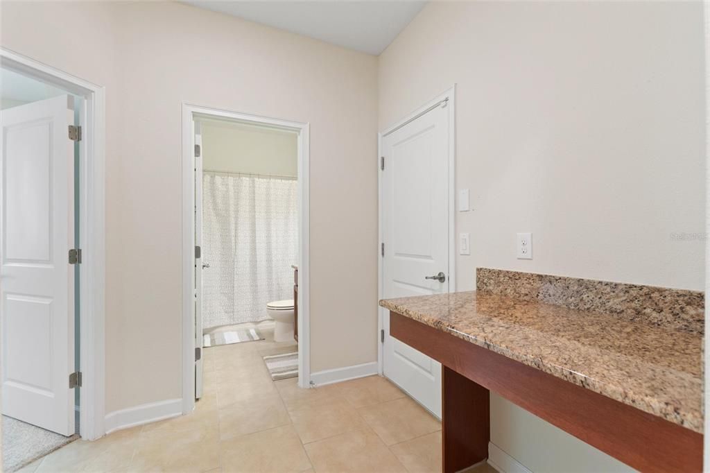 For Sale: $440,000 (4 beds, 3 baths, 2076 Square Feet)