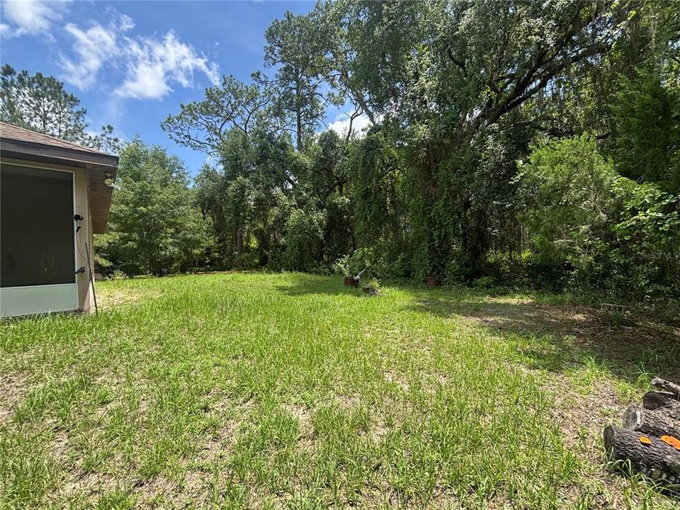 For Sale: $165,000 (4 beds, 2 baths, 1471 Square Feet)