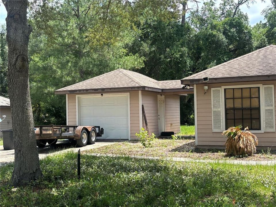 For Sale: $165,000 (4 beds, 2 baths, 1471 Square Feet)