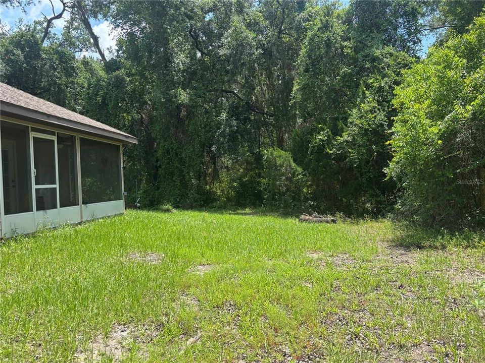 For Sale: $165,000 (4 beds, 2 baths, 1471 Square Feet)