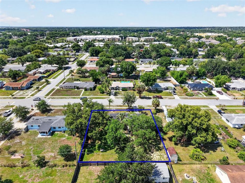 For Sale: $274,900 (2 beds, 2 baths, 1302 Square Feet)