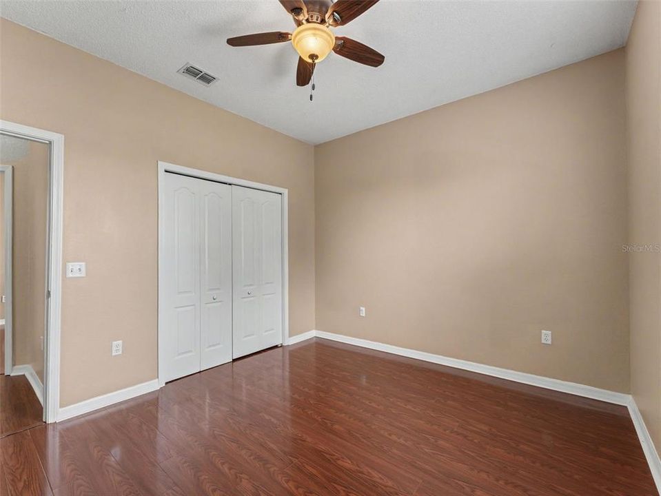 For Sale: $400,000 (3 beds, 2 baths, 2038 Square Feet)