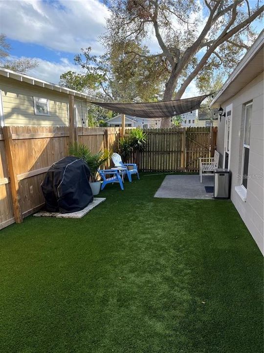 For Rent: $3,200 (3 beds, 2 baths, 1235 Square Feet)