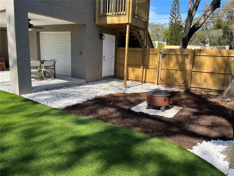For Rent: $3,200 (3 beds, 2 baths, 1235 Square Feet)