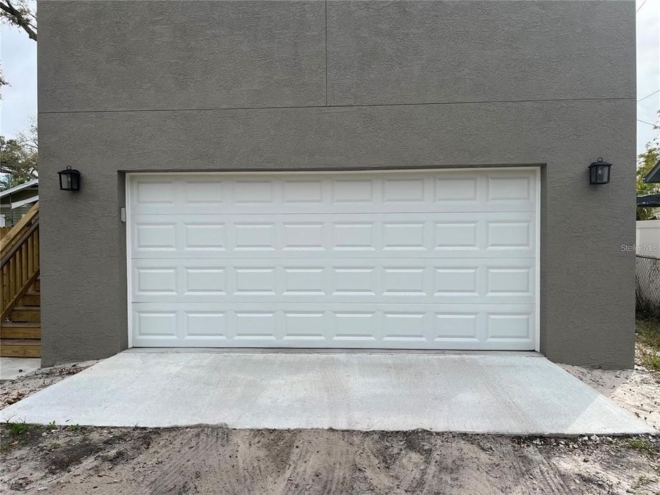 For Rent: $3,200 (3 beds, 2 baths, 1235 Square Feet)
