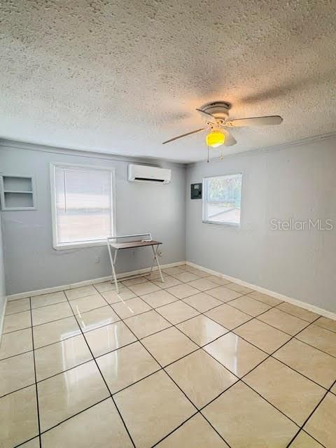 For Rent: $1,195 (2 beds, 1 baths, 800 Square Feet)