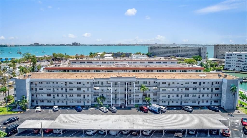 For Sale: $245,000 (2 beds, 2 baths, 1120 Square Feet)