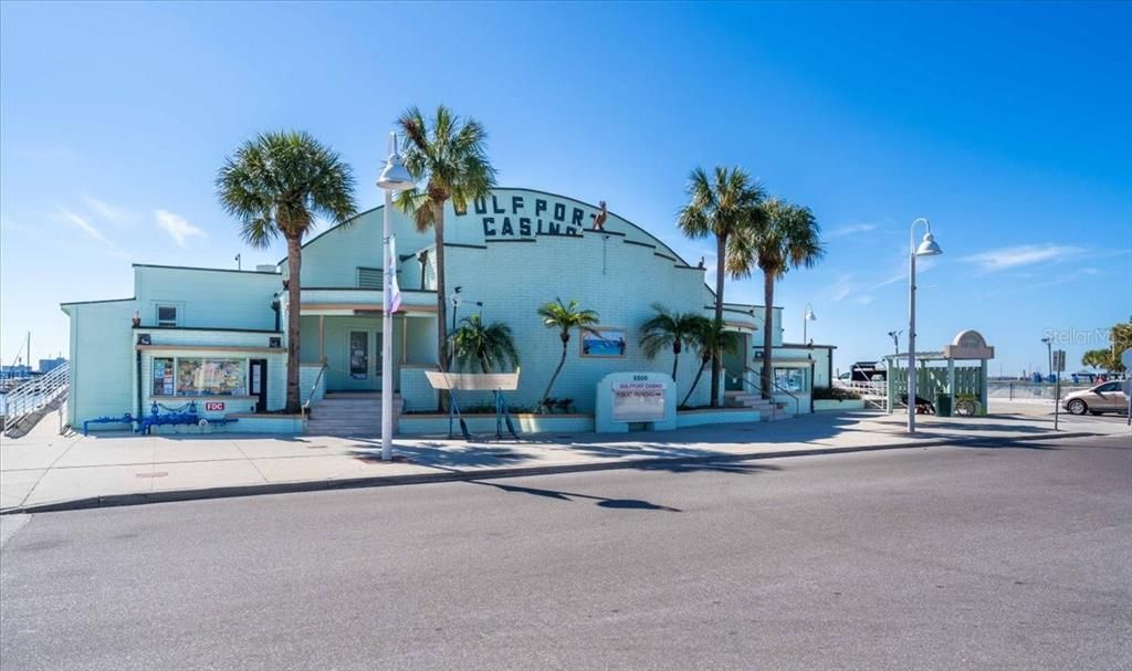 For Sale: $245,000 (2 beds, 2 baths, 1120 Square Feet)