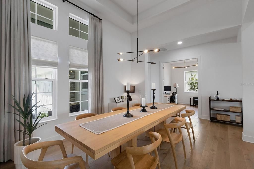 Activo con contrato: $1,599,000 (3 camas, 3 baños, 2675 Pies cuadrados)