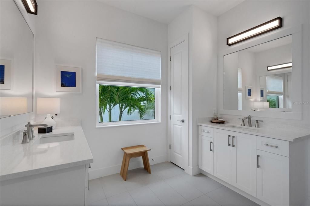 Activo con contrato: $1,599,000 (3 camas, 3 baños, 2675 Pies cuadrados)
