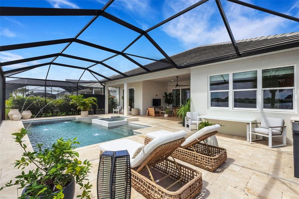 Activo con contrato: $1,599,000 (3 camas, 3 baños, 2675 Pies cuadrados)