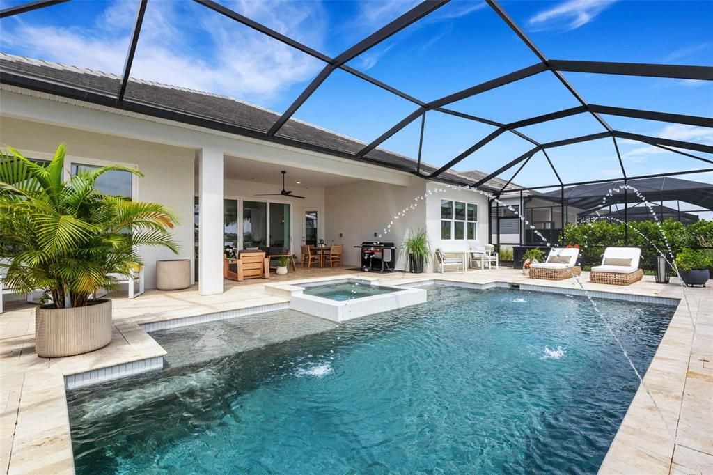 Activo con contrato: $1,599,000 (3 camas, 3 baños, 2675 Pies cuadrados)