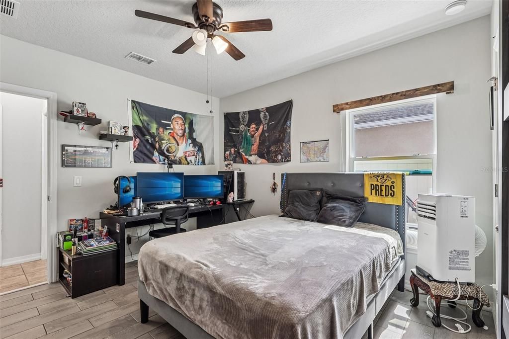 For Sale: $595,000 (4 beds, 3 baths, 2827 Square Feet)