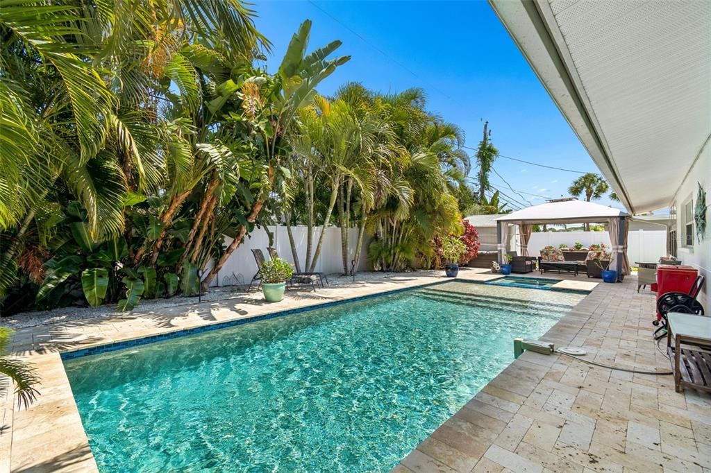 For Rent: $3,995 (2 beds, 2 baths, 1166 Square Feet)