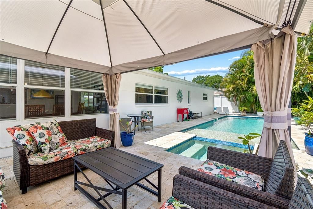 For Rent: $3,995 (2 beds, 2 baths, 1166 Square Feet)