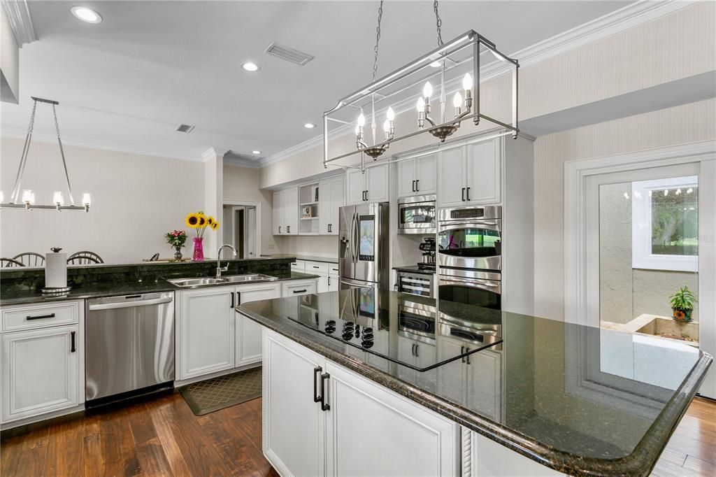 For Sale: $3,930,000 (4 beds, 5 baths, 6789 Square Feet)
