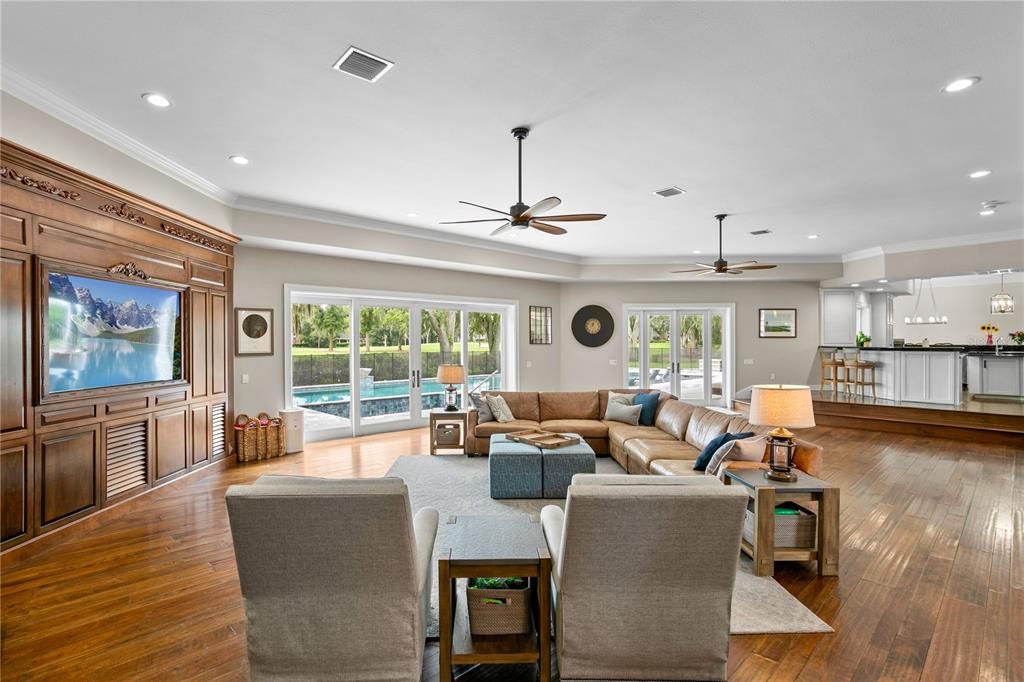 For Sale: $3,930,000 (4 beds, 5 baths, 6789 Square Feet)