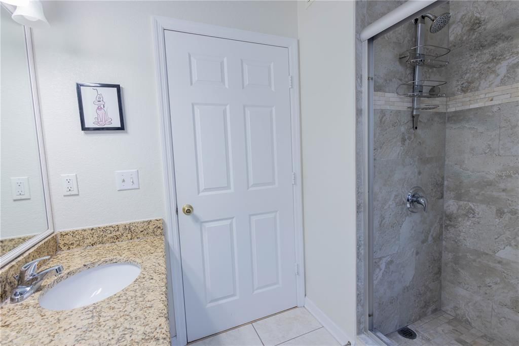 For Sale: $225,000 (3 beds, 2 baths, 1246 Square Feet)