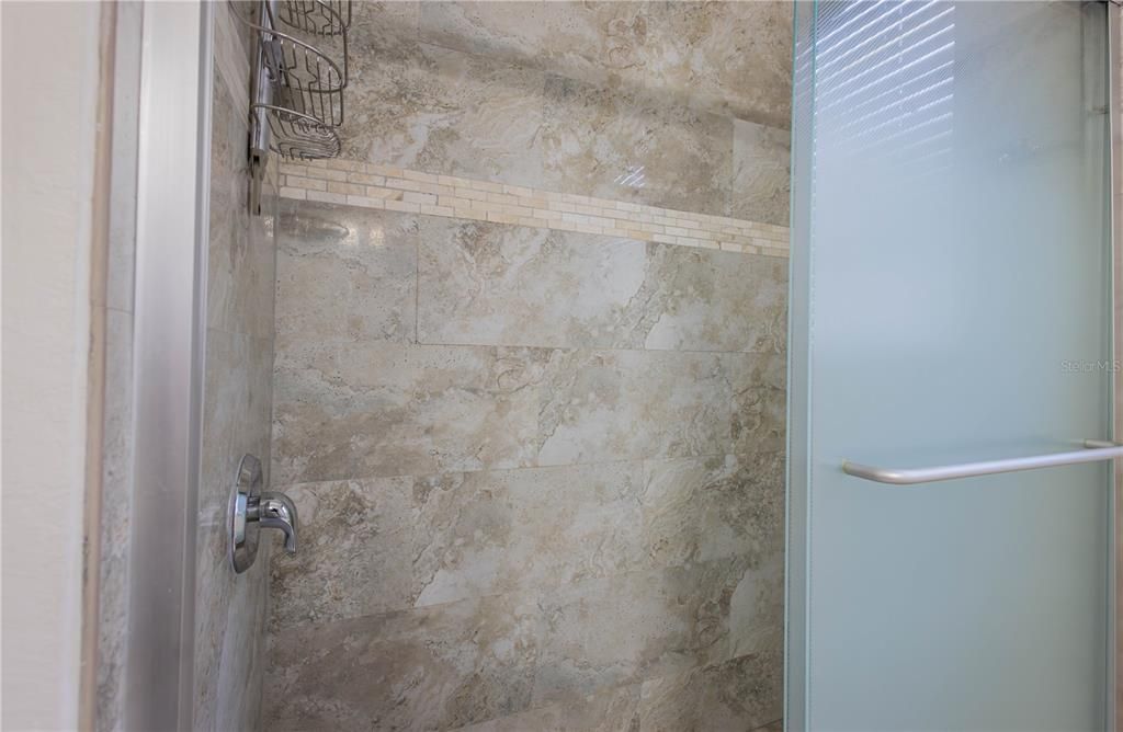 For Sale: $225,000 (3 beds, 2 baths, 1246 Square Feet)