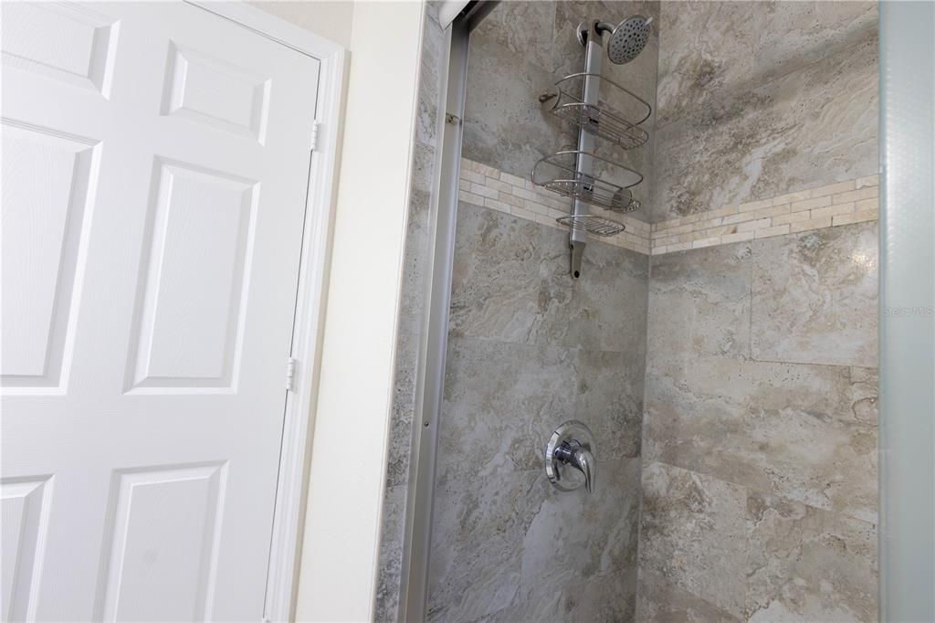For Sale: $225,000 (3 beds, 2 baths, 1246 Square Feet)