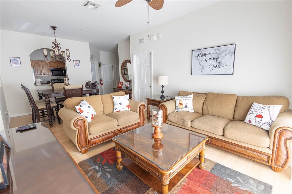 For Sale: $225,000 (3 beds, 2 baths, 1246 Square Feet)