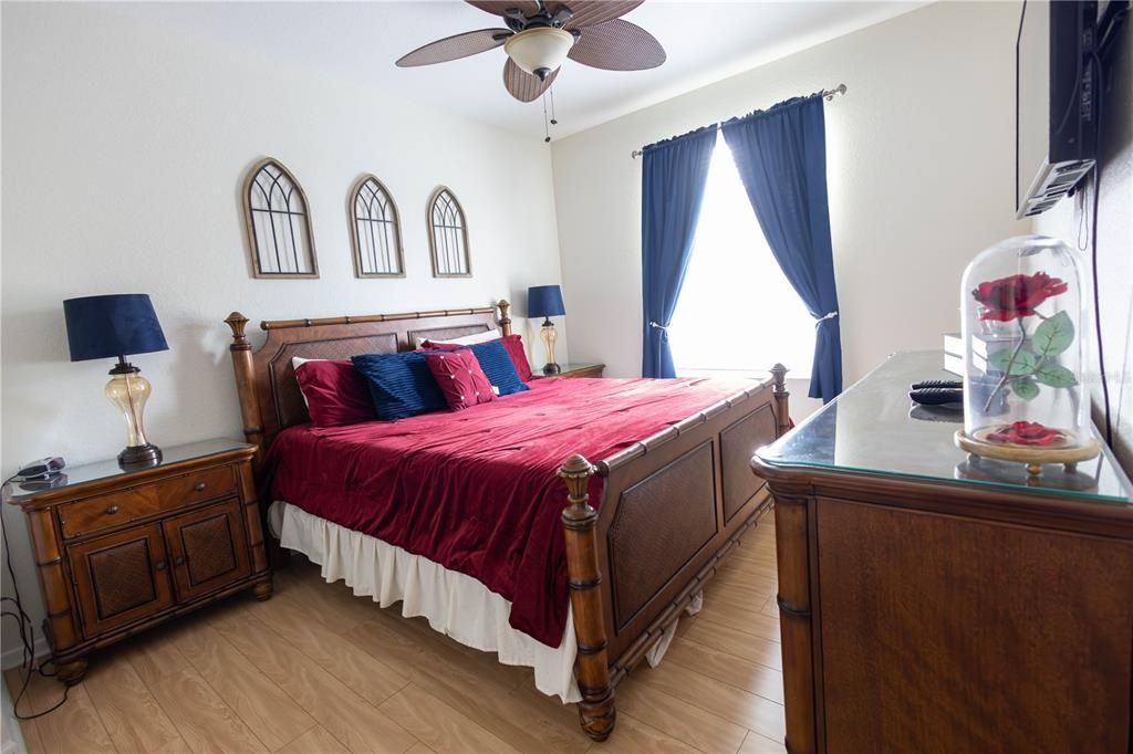 For Sale: $225,000 (3 beds, 2 baths, 1246 Square Feet)