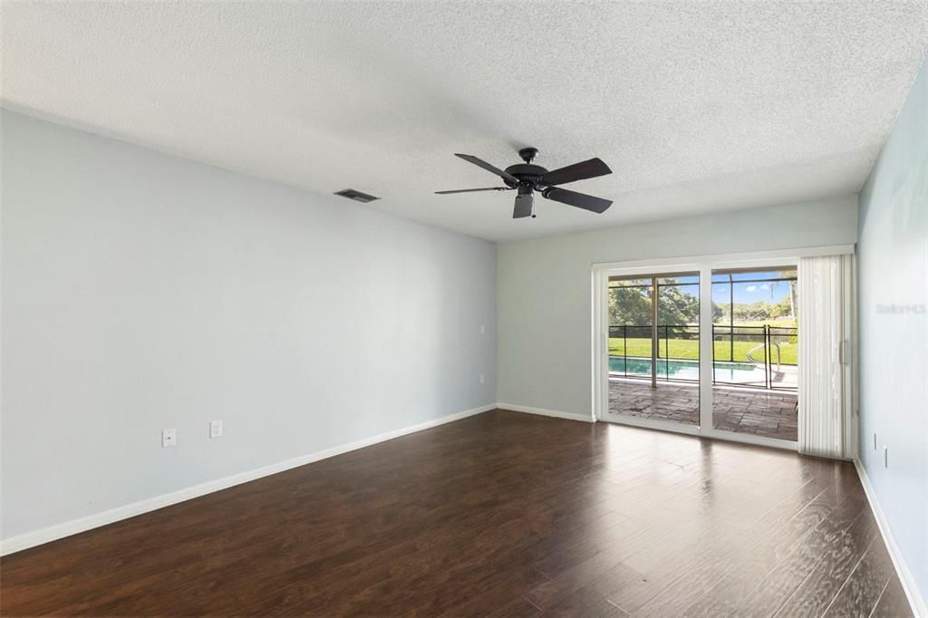 For Sale: $785,000 (4 beds, 2 baths, 2825 Square Feet)