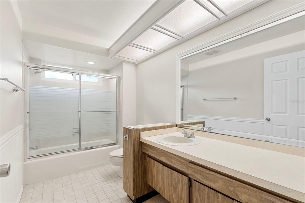 For Sale: $785,000 (4 beds, 2 baths, 2825 Square Feet)