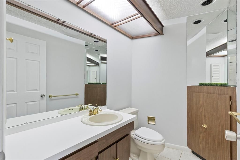For Sale: $785,000 (4 beds, 2 baths, 2825 Square Feet)