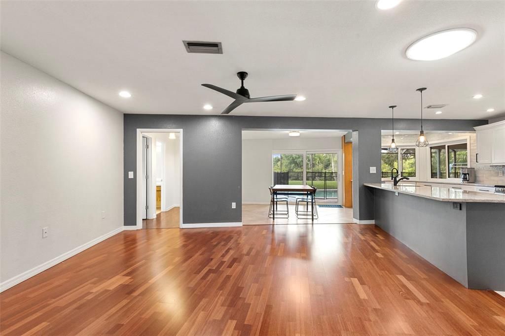 For Sale: $785,000 (4 beds, 2 baths, 2825 Square Feet)